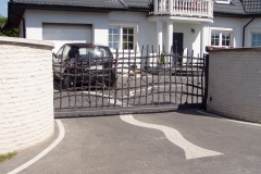 OGRODZENIA METALOPLASTYKA