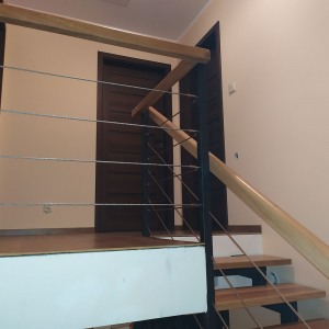 SCHODY AŻUROWE