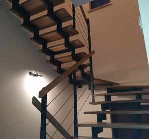 schody metalowo drewniane