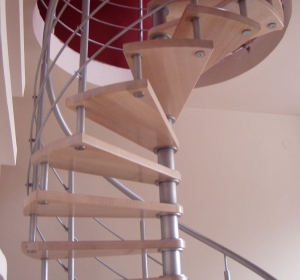 schody metalowo drewniane