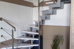 schody metalowo drewniane