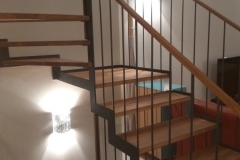 schody metalowo drewniane