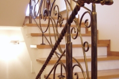 schody z metaloplastyką